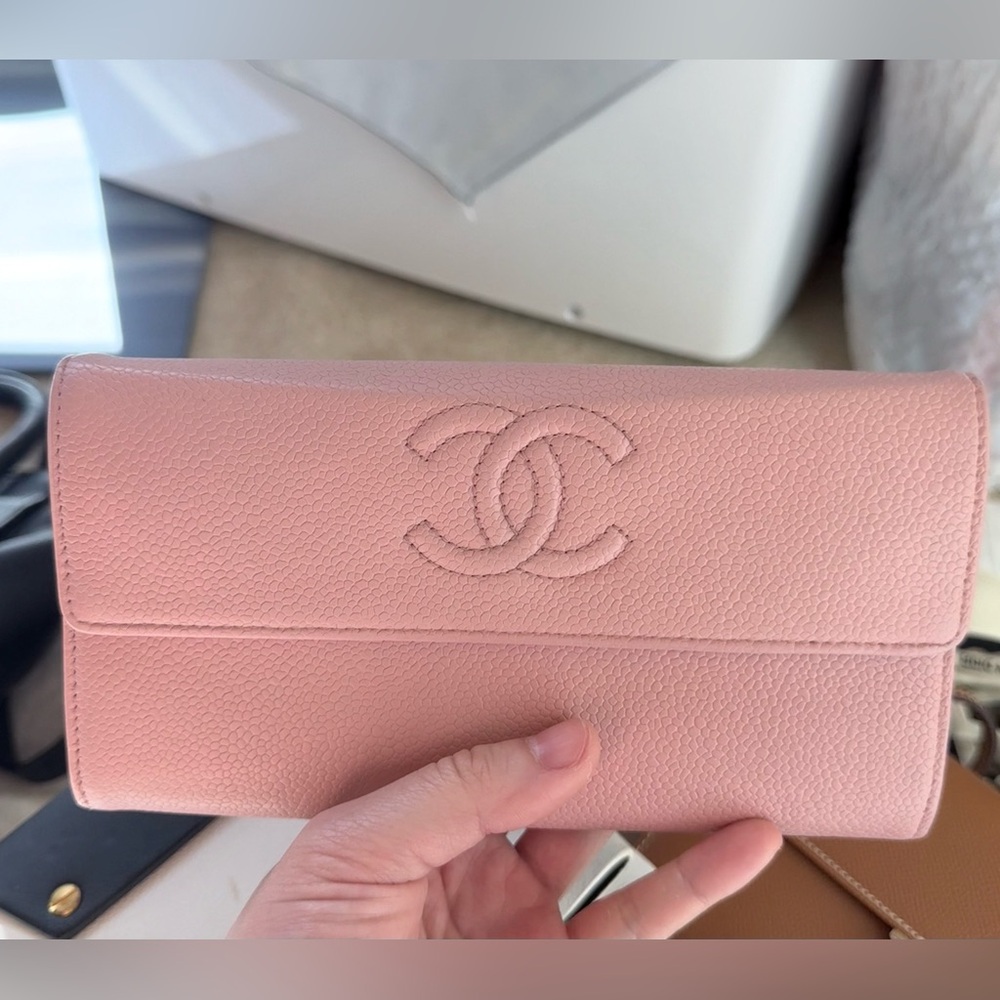 CHANEL Pink Quilted CC Logo Leather Wallet